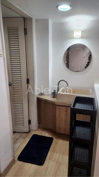 Master Room (Condo) for Rent in  Niven Road - Image 3
